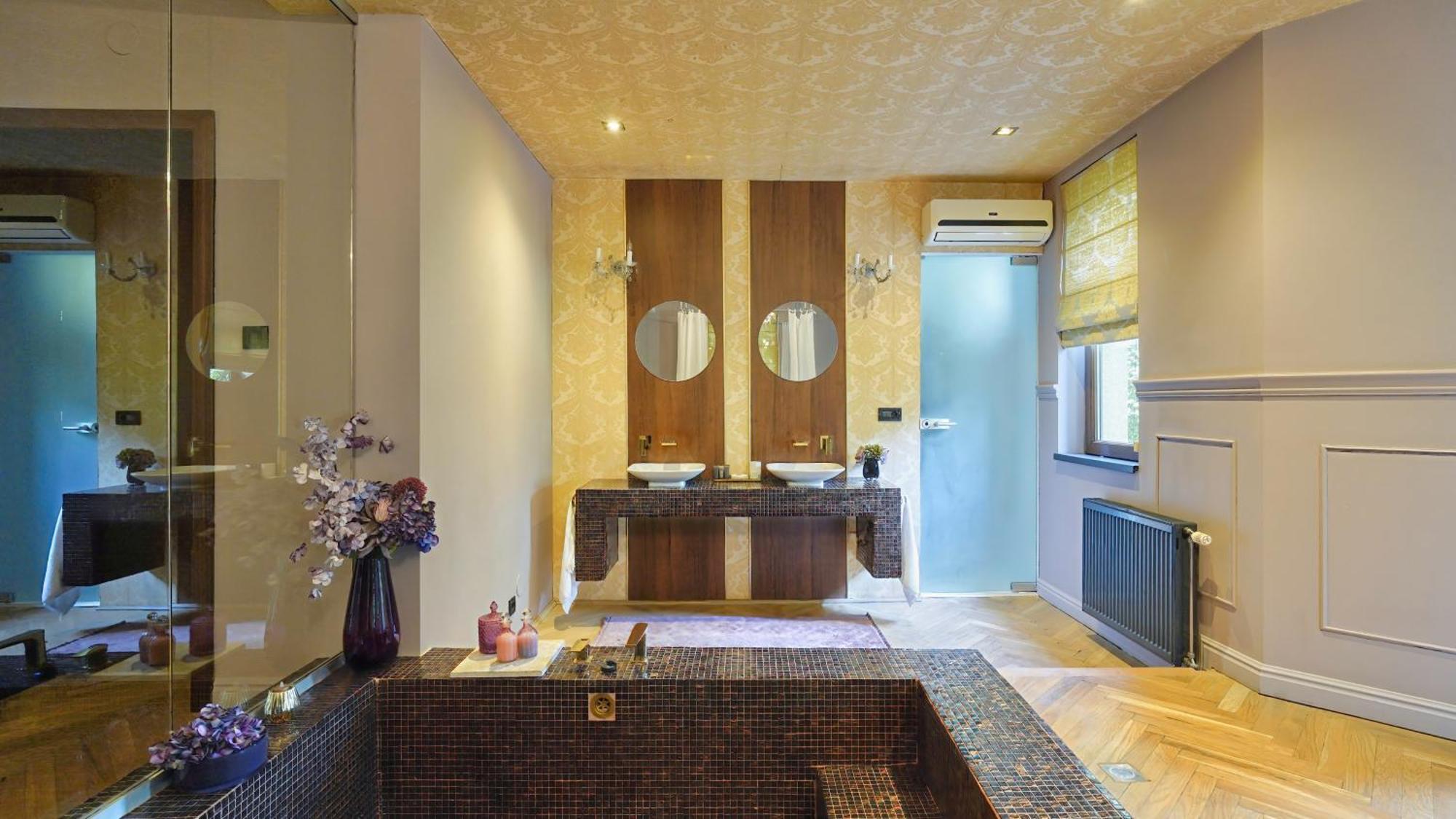 Relax In Style Boutique Hotel (Adults Only) Брашов Екстер'єр фото