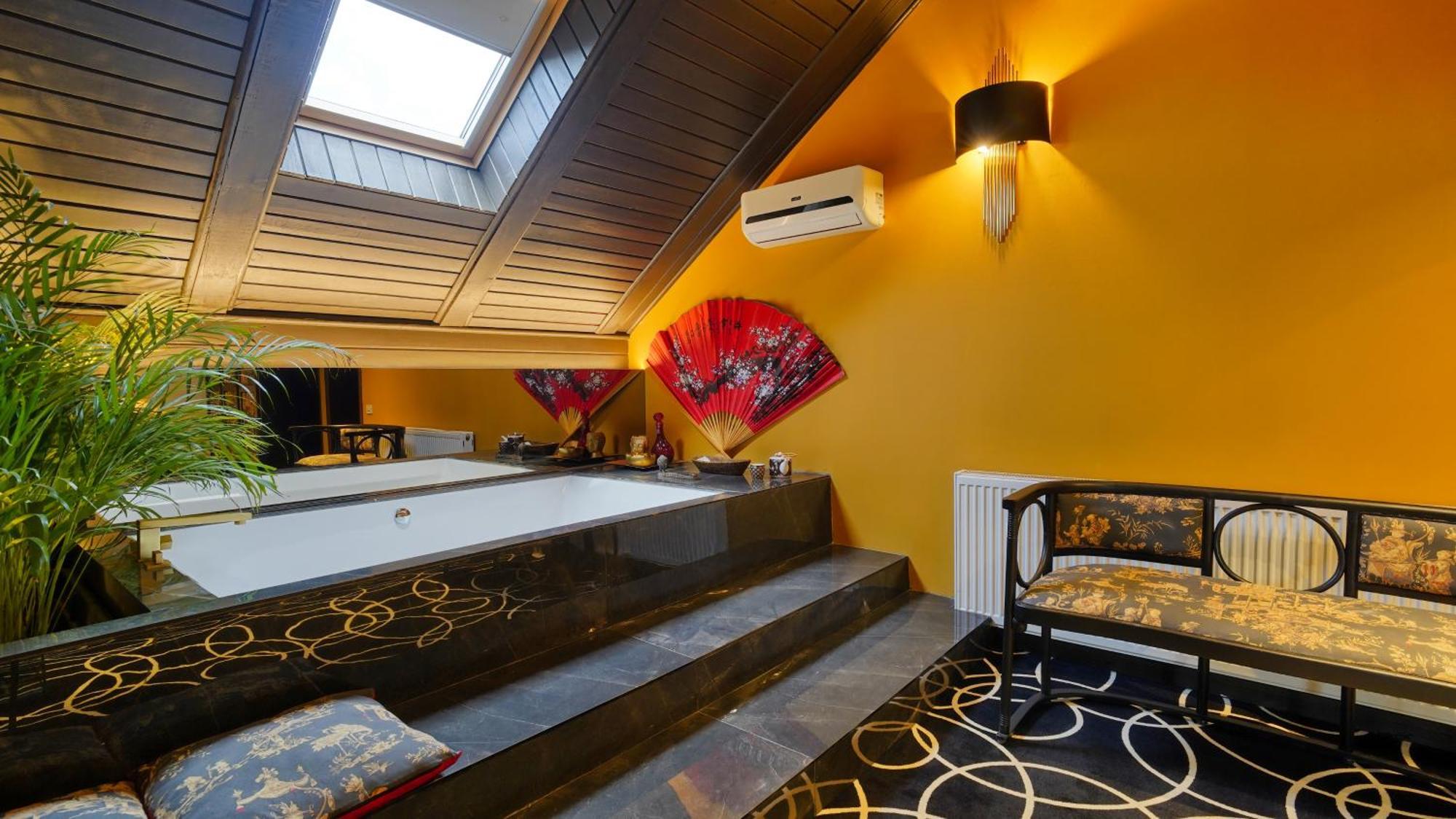 Relax In Style Boutique Hotel (Adults Only) Брашов Екстер'єр фото